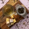 White moon (witte thee) met sinaasappel, rozenblaadjes en amandel