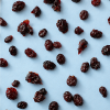Cranberry's heel (bio) gezout verspreid op de grond