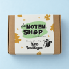 Fijne feestdagen geschenkbox met feestelijke verpakking