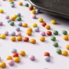 Close-up van kleurrijke chocolade mini smarties
