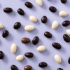 Chocolade amandel mix ACTIE los over de achtergrond
