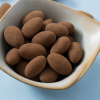 Chocolade amandelen melk / truffel van dichtbij