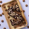 Chocoladeletter S Puur / Noten (225 gram) met kruidnoten