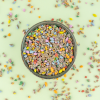 Smarties gebroken in een schaaltje