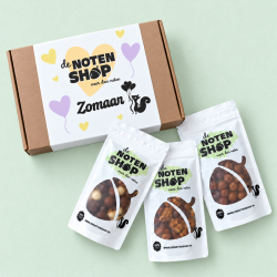 Geschenkpakket chocolade zomaar met drie zakjes chocolade en cadeaubox