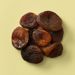 Abrikozen ongezwaveld in een cirkel