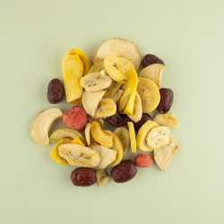 Fruit chips exotisch in een cirkel