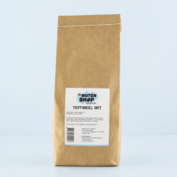 Teffmeel wit in een papieren zak