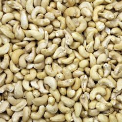 Ongebrande cashewnoten