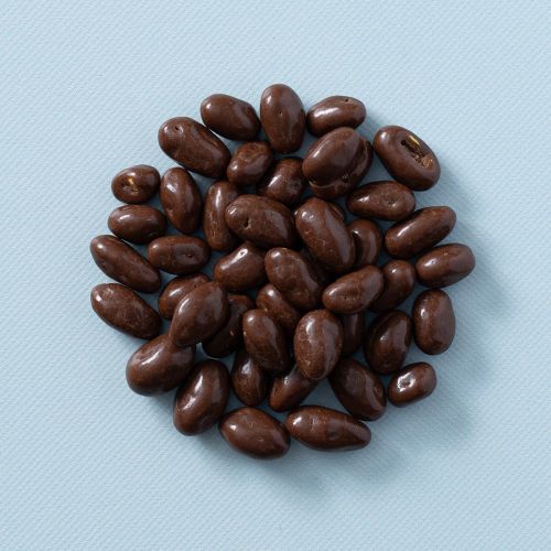 Chocolade pistachenoten melk in een cirkel