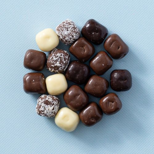 Chocolade kokosblokjes in een cirkel
