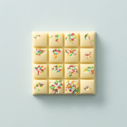 Chocolates For You choc block wit Let’s Disco 100 gram met kleurrijke discodip