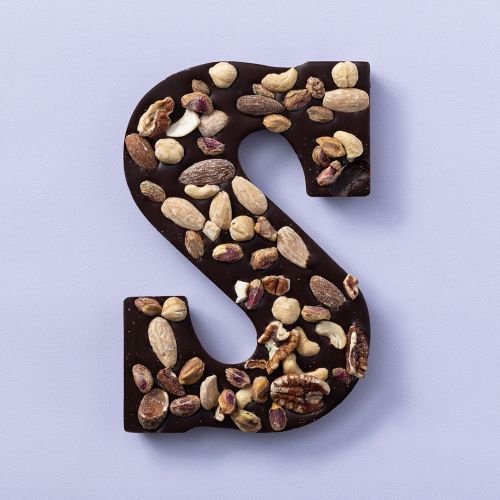 Chocoladeletter S Puur / Noten (225 gram)