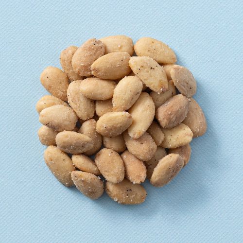 Tapas amandelen truffel & parmezaanse kaas