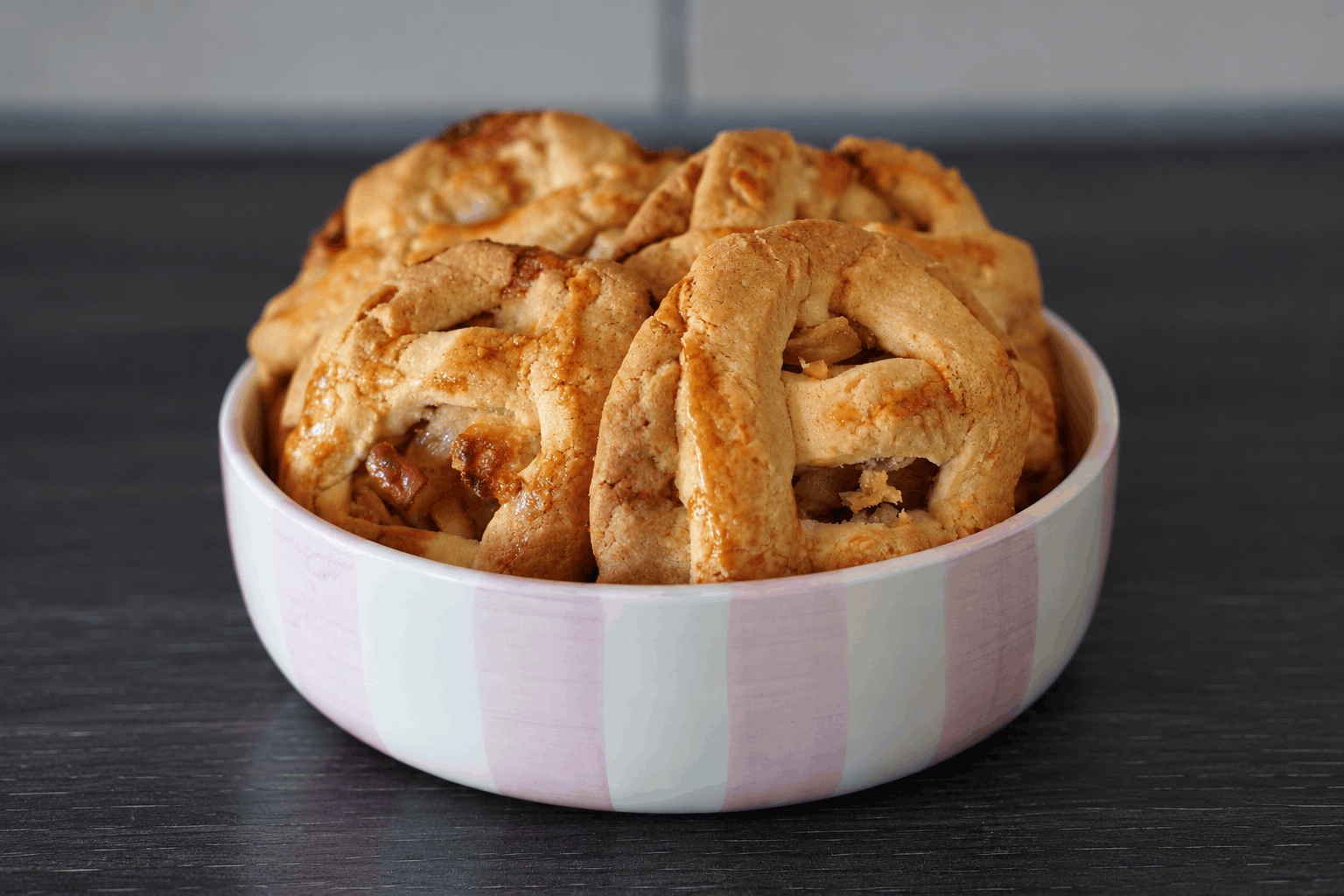 Appelkoeken met spijs en kaneel Appelkoeken met spijs en kaneel