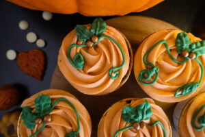 Pumpkin Spice muffins met witte chocoladeganache